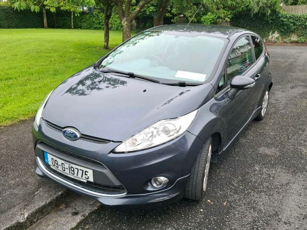 Ford Fiesta Hatchback, Diesel, 2009, Grey