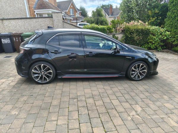 Toyota Corolla Hatchback, Petrol Hybrid, 2019, Black