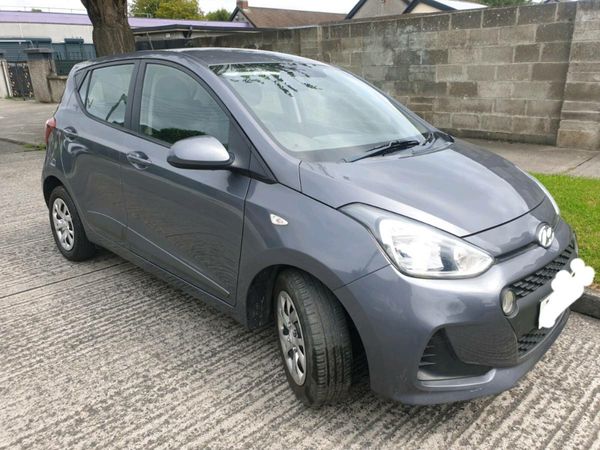 Hyundai i10 Hatchback, Petrol, 2018, Grey