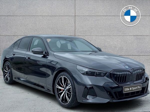 BMW 5-Series Saloon, Petrol Plug-in Hybrid, 2025, Grey
