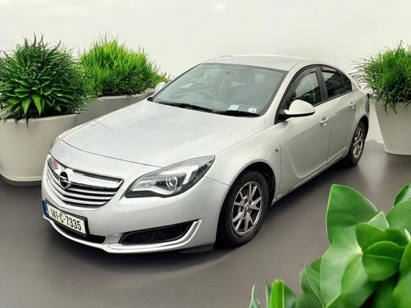 Opel Insignia Hatchback, Diesel, 2014, Silver