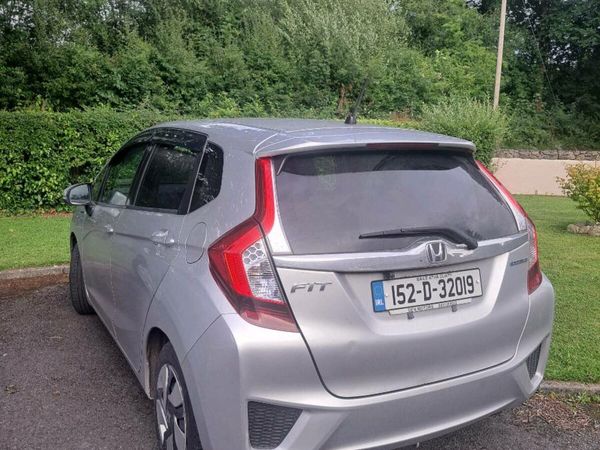 Honda Fit Hatchback, Petrol Hybrid, 2015, Silver