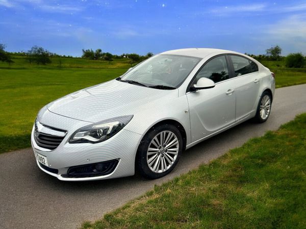 Vauxhall Insignia Hatchback, Diesel, 2017, Silver