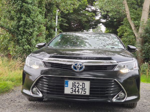 Toyota Camry Saloon, Petrol Hybrid, 2016, Black