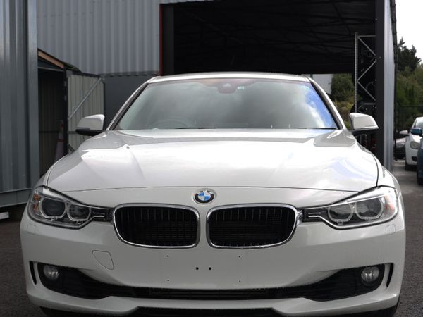 BMW 3-Series Saloon, Petrol, 2014, White