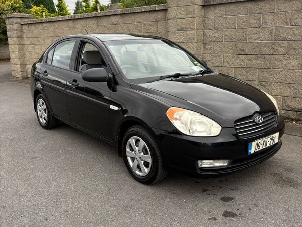 Hyundai Accent Saloon, Diesel, 2009, Black