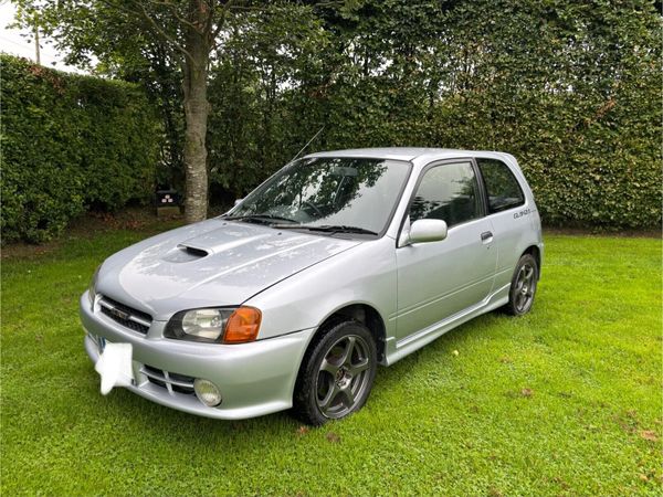 Toyota Starlet Hatchback, Petrol, 1996, Silver