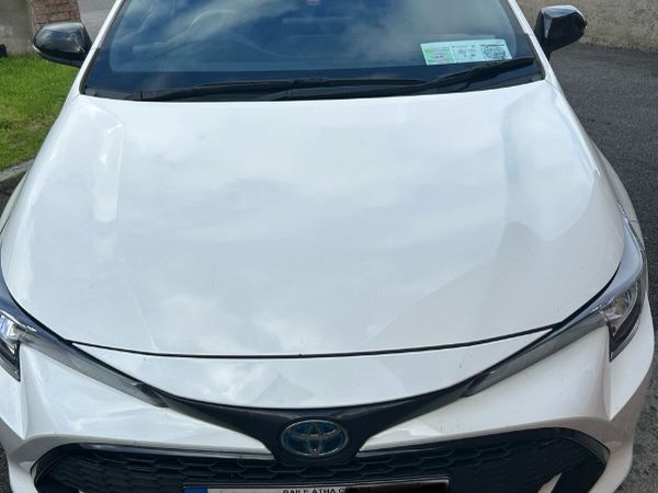 Toyota Corolla Hatchback, Petrol Hybrid, 2021, White