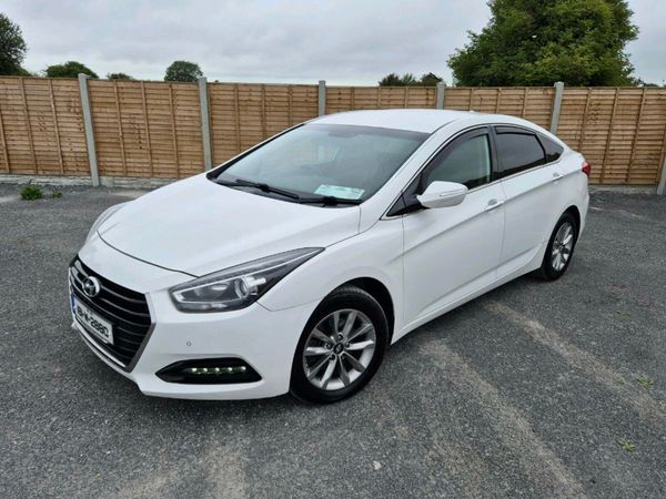 Hyundai i40 Saloon, Diesel, 2018, White