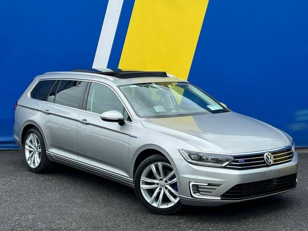 Volkswagen Passat Estate, Petrol Plug-in Hybrid, 2016, Silver