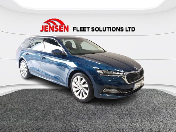 Skoda Octavia Estate, Diesel, 2022, Blue