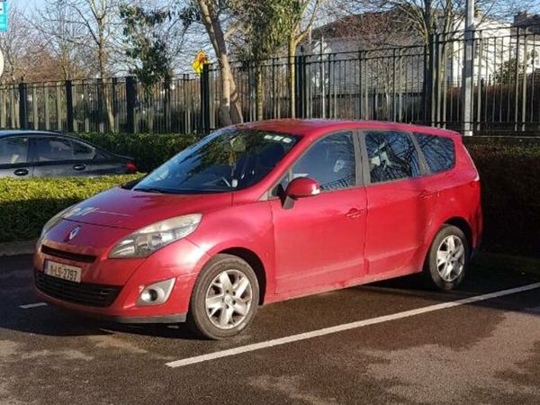 Renault Grand Scenic MPV, Diesel, 2011, Red