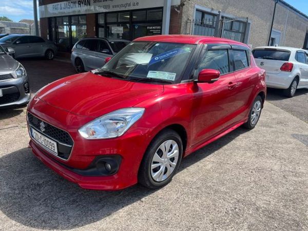 Suzuki Swift Hatchback, Petrol, 2020, Red