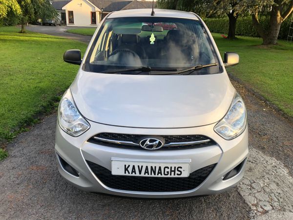 Hyundai i10 Hatchback, Petrol, 2014, Silver
