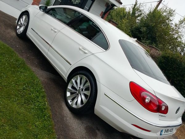Volkswagen Passat Coupe, Diesel, 2011, White