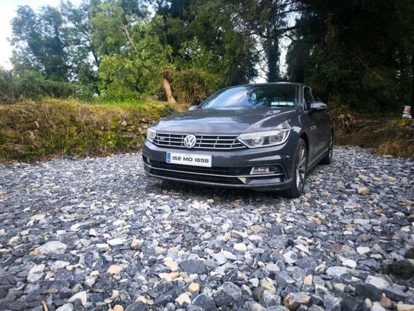 Volkswagen Passat Saloon, Diesel, 2015, Grey