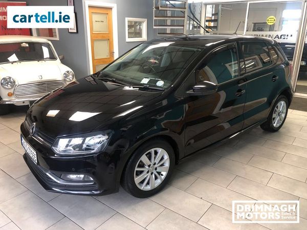 Volkswagen Polo Hatchback, Petrol, 2014, Black