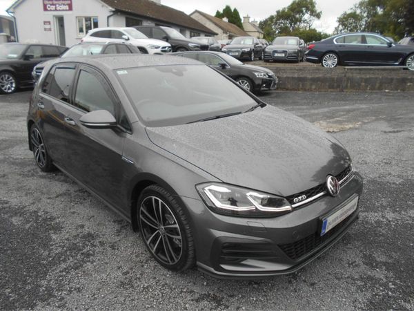 Volkswagen Golf Hatchback, Diesel, 2019, Grey