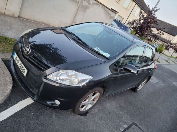 Toyota Auris Hatchback, Petrol, 2010, Black