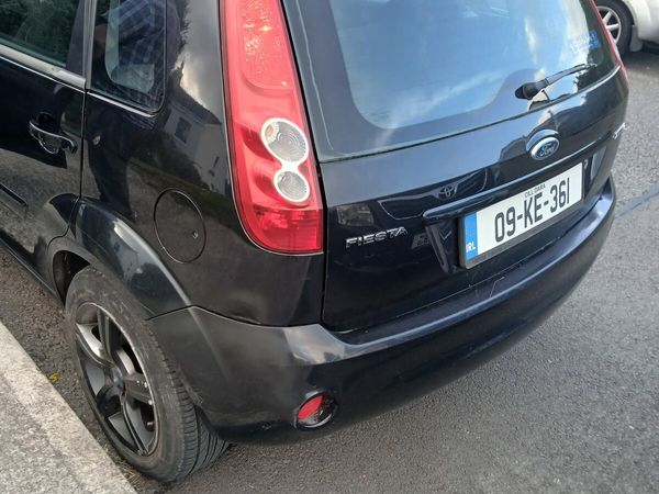 Ford Fiesta Hatchback, Petrol, 2009, Black