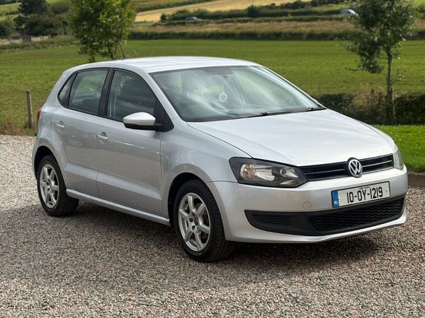 Volkswagen Polo Hatchback, Diesel, 2010, Silver