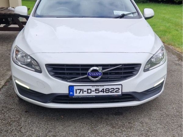 Volvo V60 Estate, Diesel, 2017, White