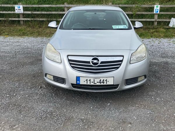 Opel Insignia Hatchback, Diesel, 2011, Silver