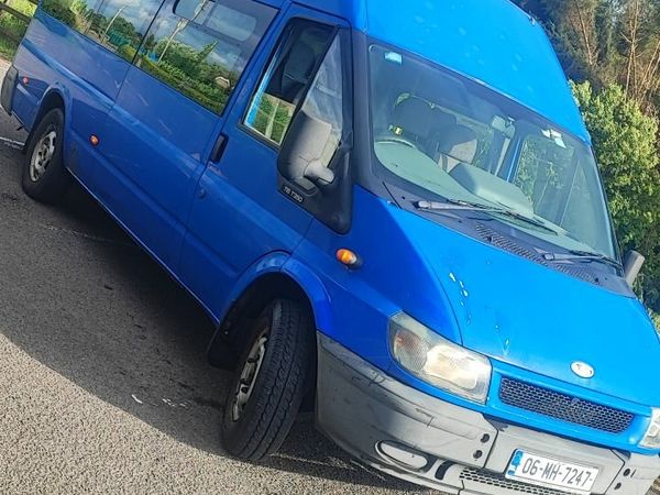 Ford Other Bus, Diesel, 2006, Blue