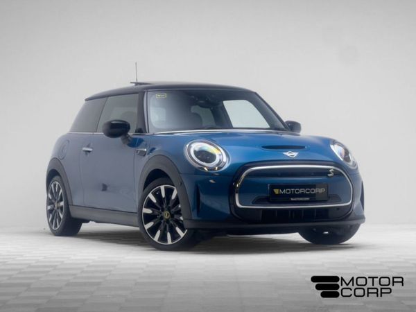 Mini Electric Hatchback, Electric, 2023, Blue