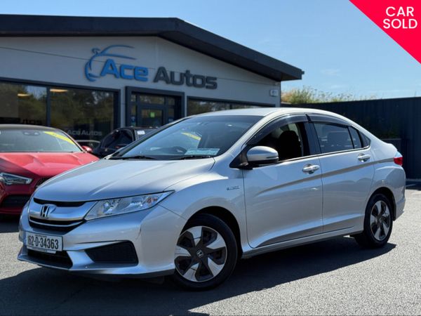 Honda Grace Saloon, Petrol Hybrid, 2016, Silver