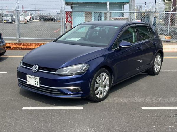 Volkswagen Golf Hatchback, Petrol, 2017, Blue