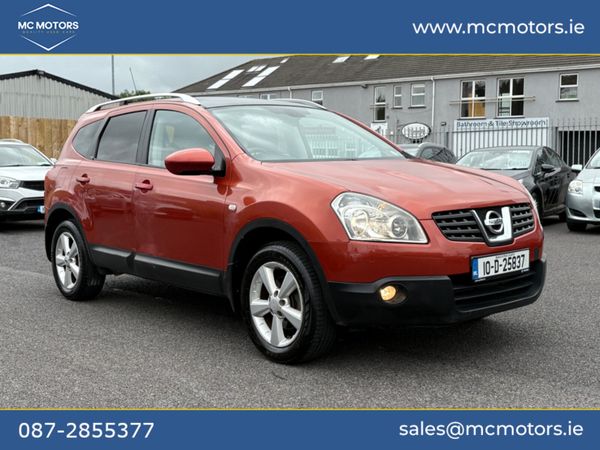 Nissan Qashqai Hatchback, Diesel, 2010, Red