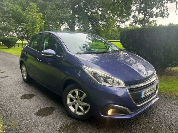 Peugeot 208 Hatchback, Petrol, 2016, Blue
