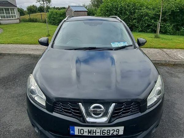 Nissan Qashqai Hatchback, Diesel, 2010, Black