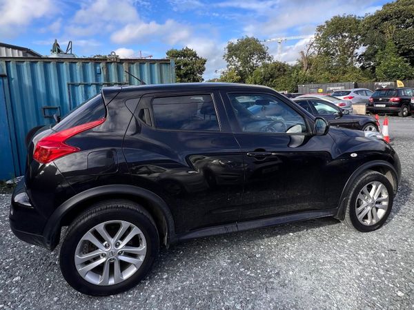 Nissan Juke SUV, Diesel, 2014, Black