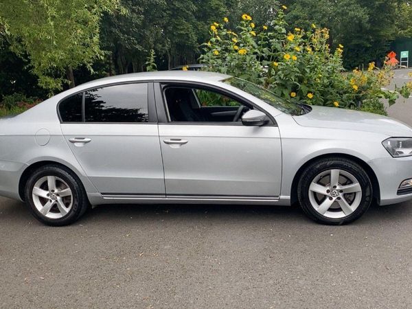 Volkswagen Passat Saloon, Diesel, 2013, Silver