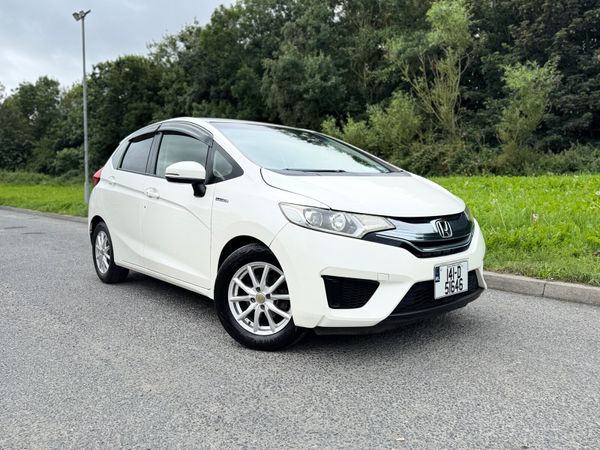 Honda Fit Hatchback, Petrol Hybrid, 2014, White