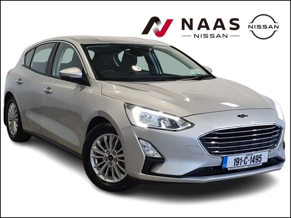 Ford Focus Hatchback, Petrol, 2019, Grey