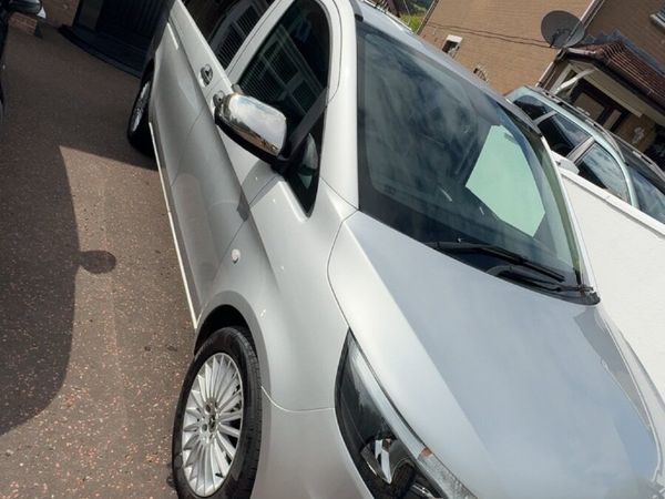 Mercedes-Benz Vito Minibus, Diesel, 2019, Silver