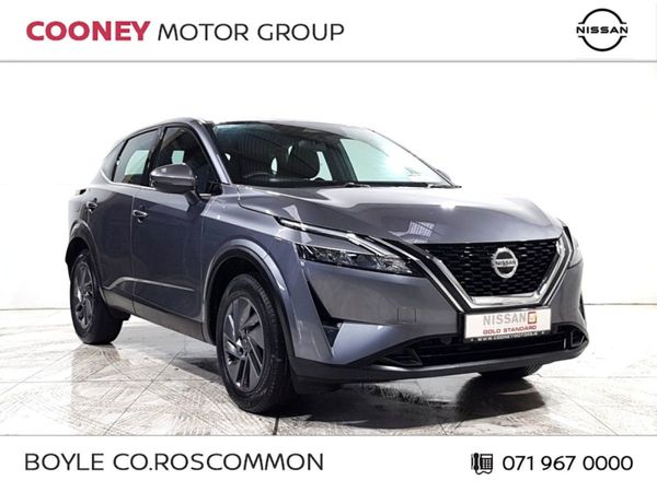 Nissan Qashqai MPV, Petrol, 2021, Grey
