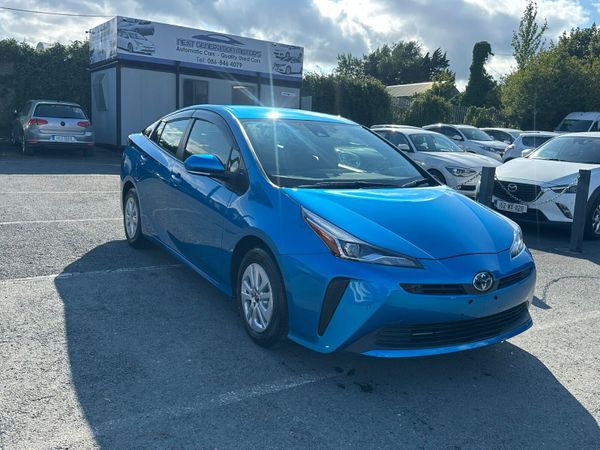 Toyota Prius Hatchback, Petrol Hybrid, 2022, Blue