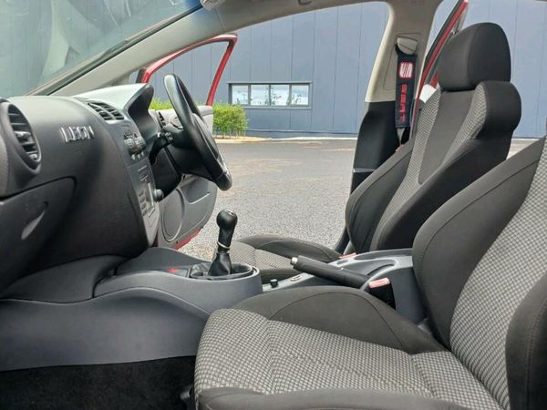 SEAT Leon Hatchback, Petrol, 2008, Red