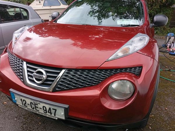 Nissan Juke SUV, Diesel, 2012, Red