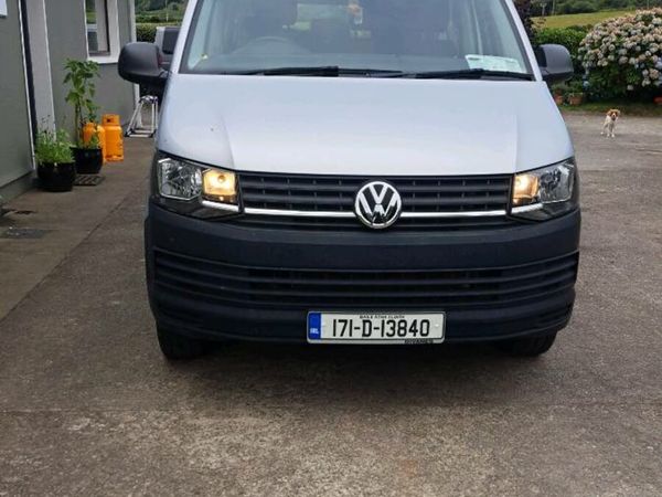 Volkswagen Kombi MPV, Diesel, 2017, Grey