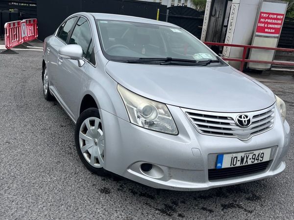 Toyota Avensis Saloon, Diesel, 2010, Silver