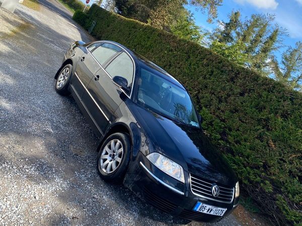 Volkswagen Passat Saloon, Diesel, 2005, Black