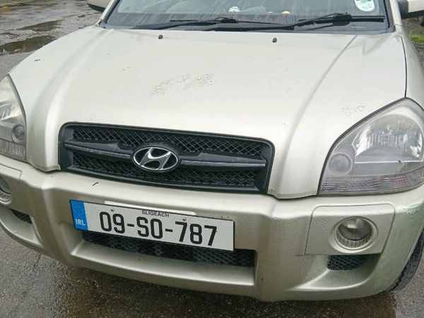 Hyundai Tucson SUV, Diesel, 2009, Silver