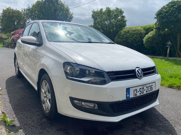 Volkswagen Polo Hatchback, Petrol, 2012, White