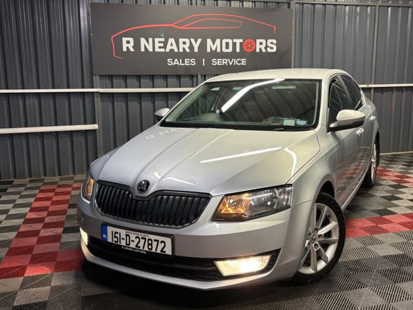 Skoda Octavia Saloon, Diesel, 2015, Silver