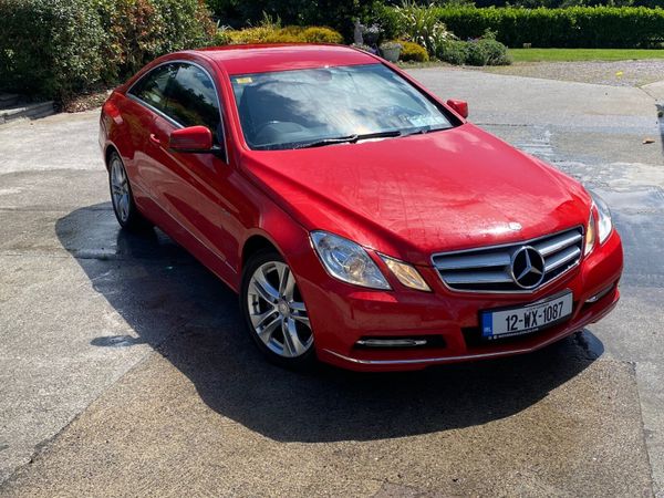 Mercedes-Benz E-Class Coupe, Diesel, 2012, Red